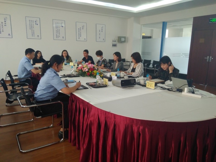 昆明市經(jīng)偵支隊(duì)警官走訪我司